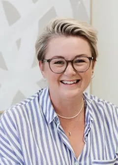 Photo of Beverly Simpson