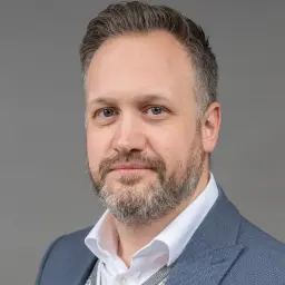 Photo of Perry Hamilton